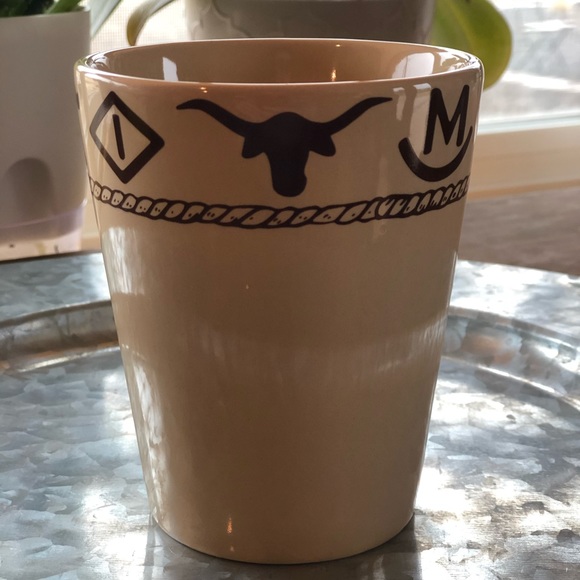 Set of four (4) WC Branded coffee mugs. - Picture 2 of 3